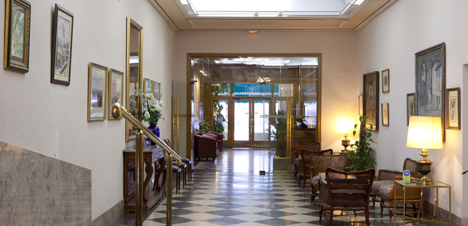 Hotel Las Sirenas - Las Sirenas Hotel  Residencia en Segovia